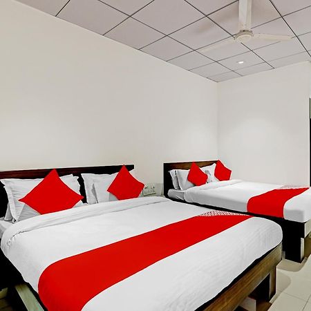 Hotel O Rishta And Jahan Banquet And Rooms Bhatha Exterior foto