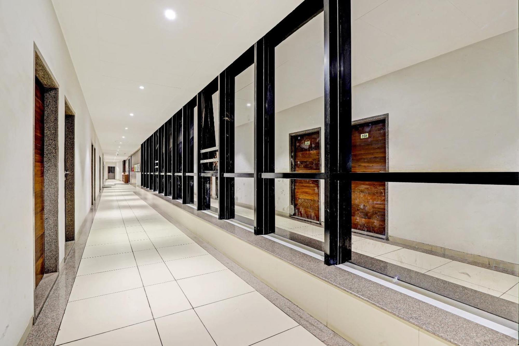 Hotel O Rishta And Jahan Banquet And Rooms Bhatha Exterior foto